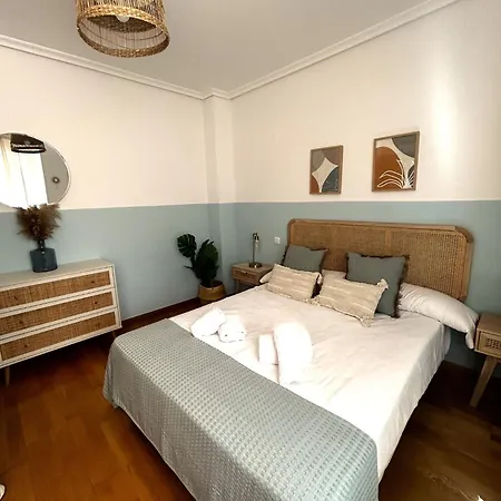 Loira Pignatelli 1 Habitacion En Zona Centrica Apartamento