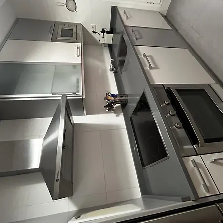 Loira Pignatelli 1 Habitacion En Zona Centrica Apartamento